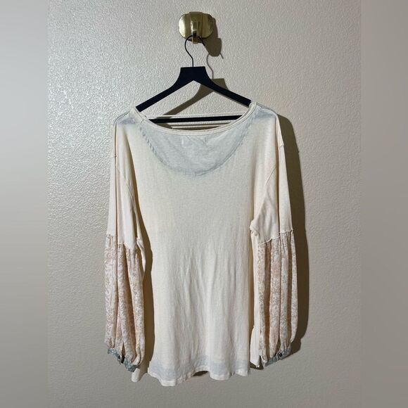 Sold - Picture 3 of 8